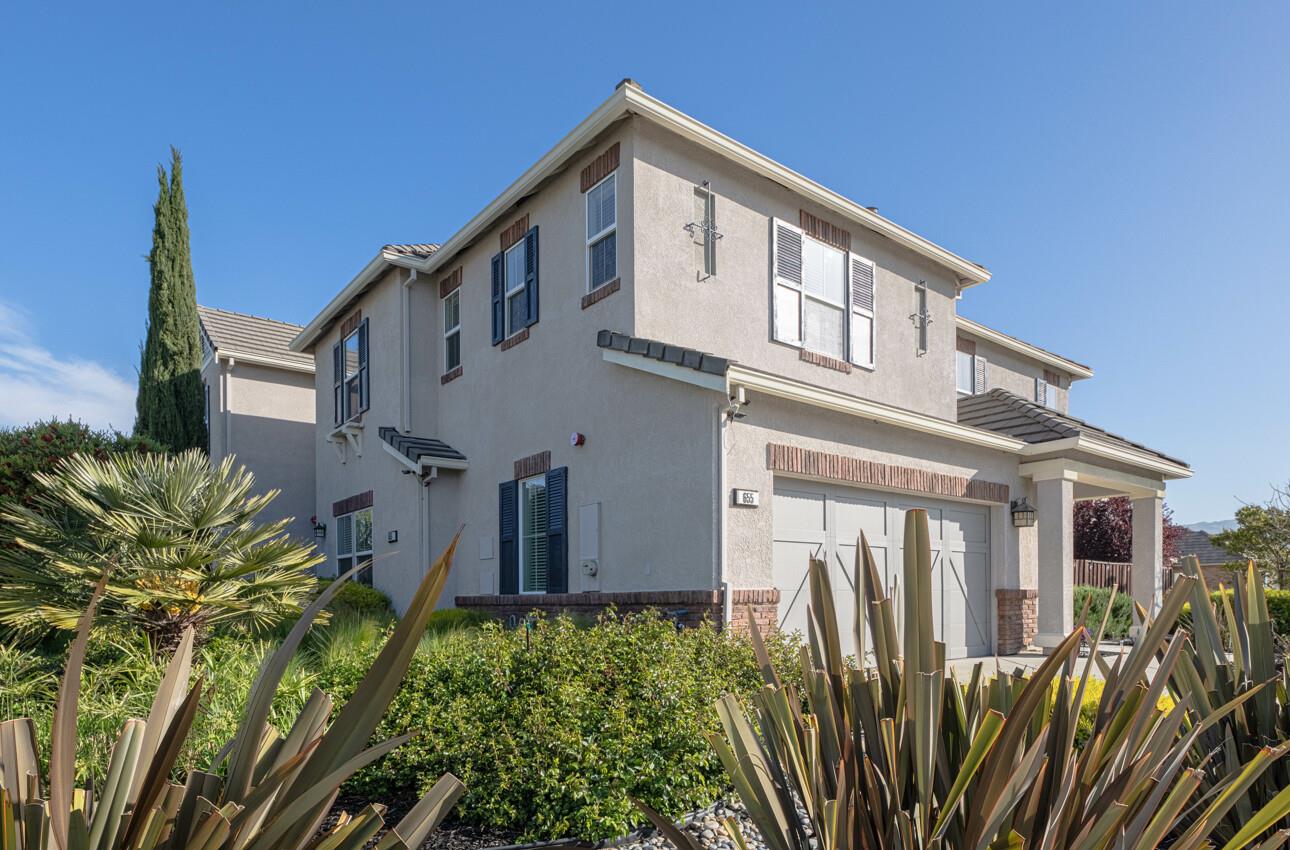 Detail Gallery Image 4 of 69 For 655 San Marino Ct, Morgan Hill,  CA 95037 - 4 Beds | 3 Baths