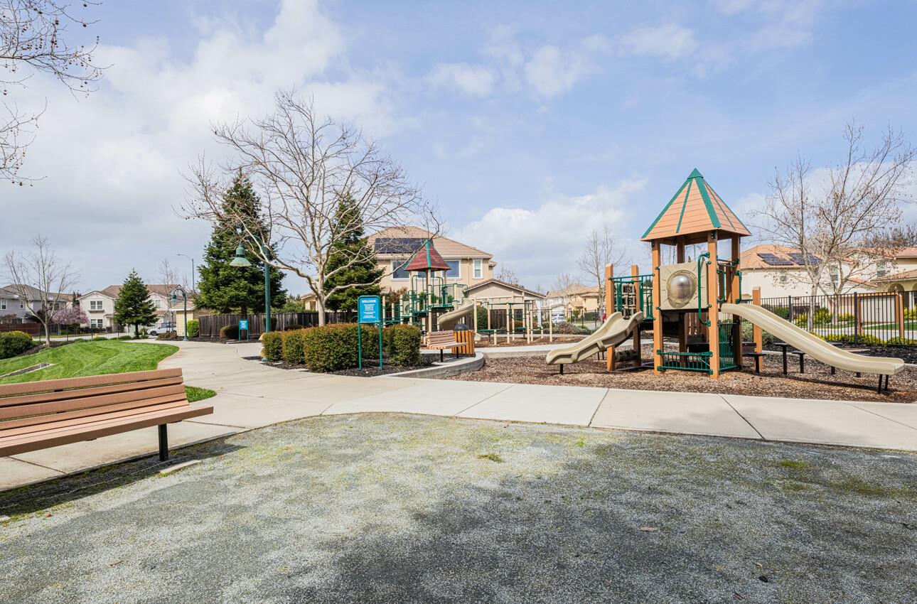Detail Gallery Image 54 of 69 For 655 San Marino Ct, Morgan Hill,  CA 95037 - 4 Beds | 3 Baths