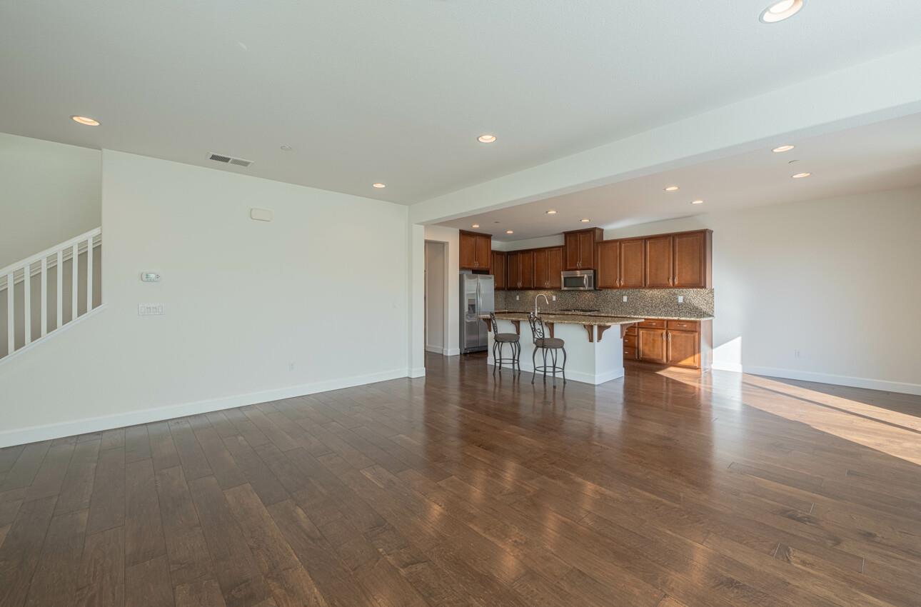 Detail Gallery Image 9 of 69 For 655 San Marino Ct, Morgan Hill,  CA 95037 - 4 Beds | 3 Baths