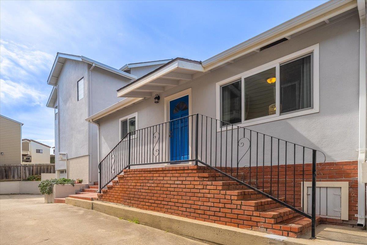 Detail Gallery Image 10 of 69 For 739 W Franklin St, Monterey,  CA 93940 - – Beds | – Baths