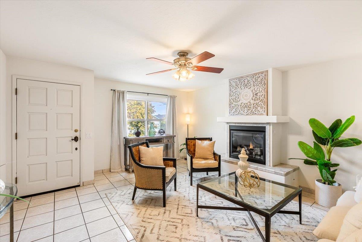 Detail Gallery Image 20 of 69 For 739 W Franklin St, Monterey,  CA 93940 - – Beds | – Baths