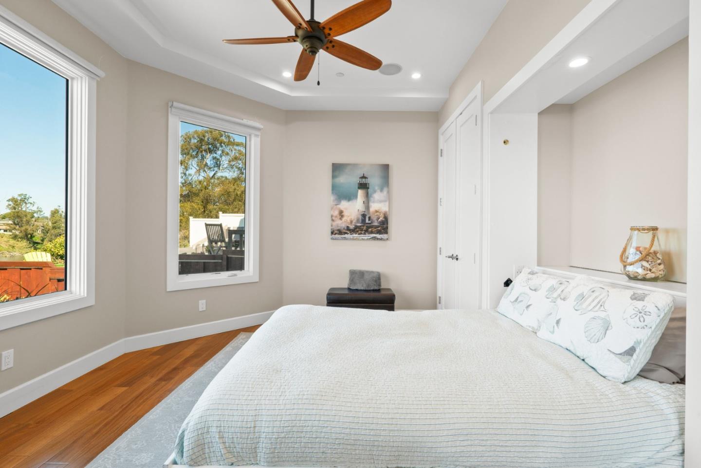 Detail Gallery Image 21 of 70 For 2974 E Cliff Dr, Santa Cruz,  CA 95062 - 3 Beds | 3 Baths