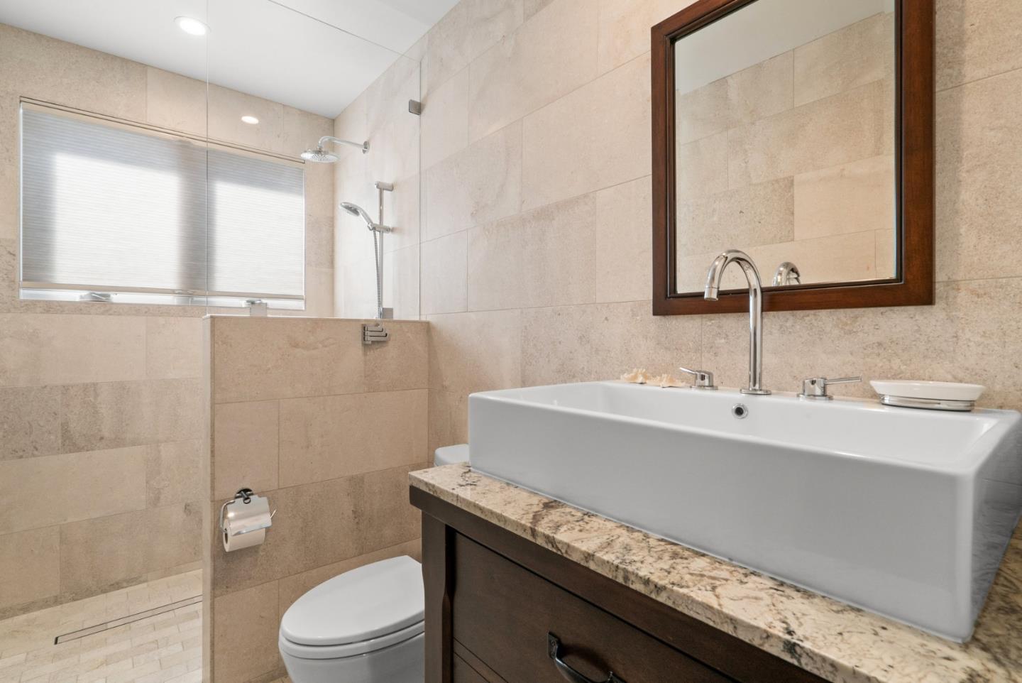 Detail Gallery Image 28 of 70 For 2974 E Cliff Dr, Santa Cruz,  CA 95062 - 3 Beds | 3 Baths