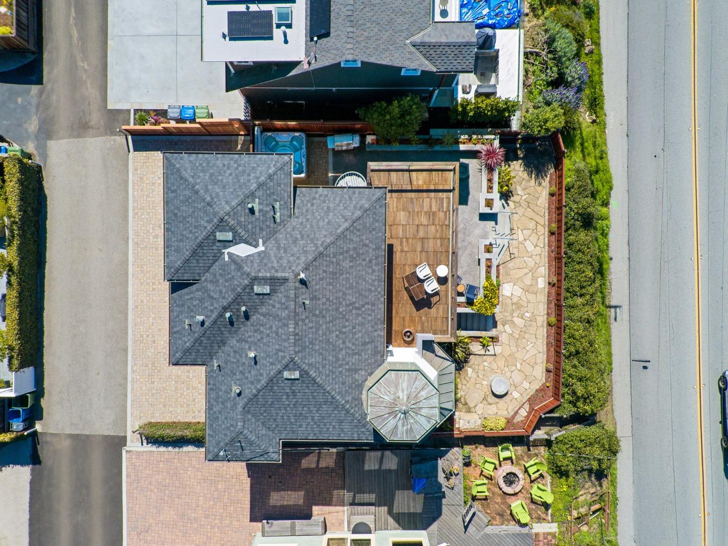 Detail Gallery Image 63 of 70 For 2974 E Cliff Dr, Santa Cruz,  CA 95062 - 3 Beds | 3 Baths