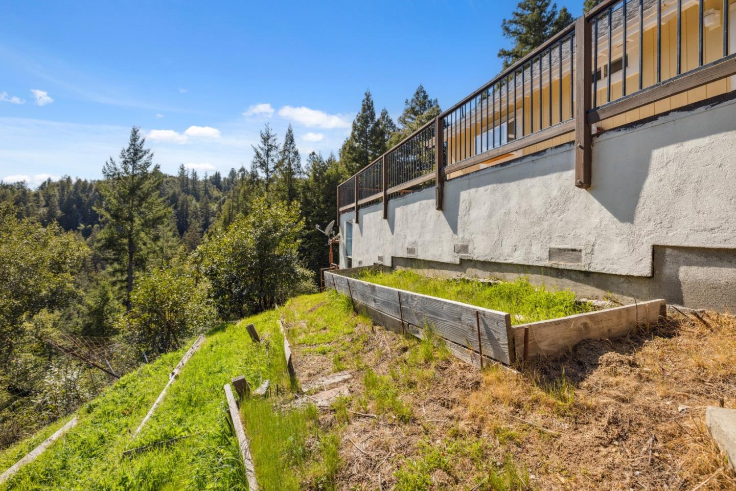 Detail Gallery Image 136 of 192 For 400 Dorrance Rd, Boulder Creek,  CA 95006 - 4 Beds | 5 Baths