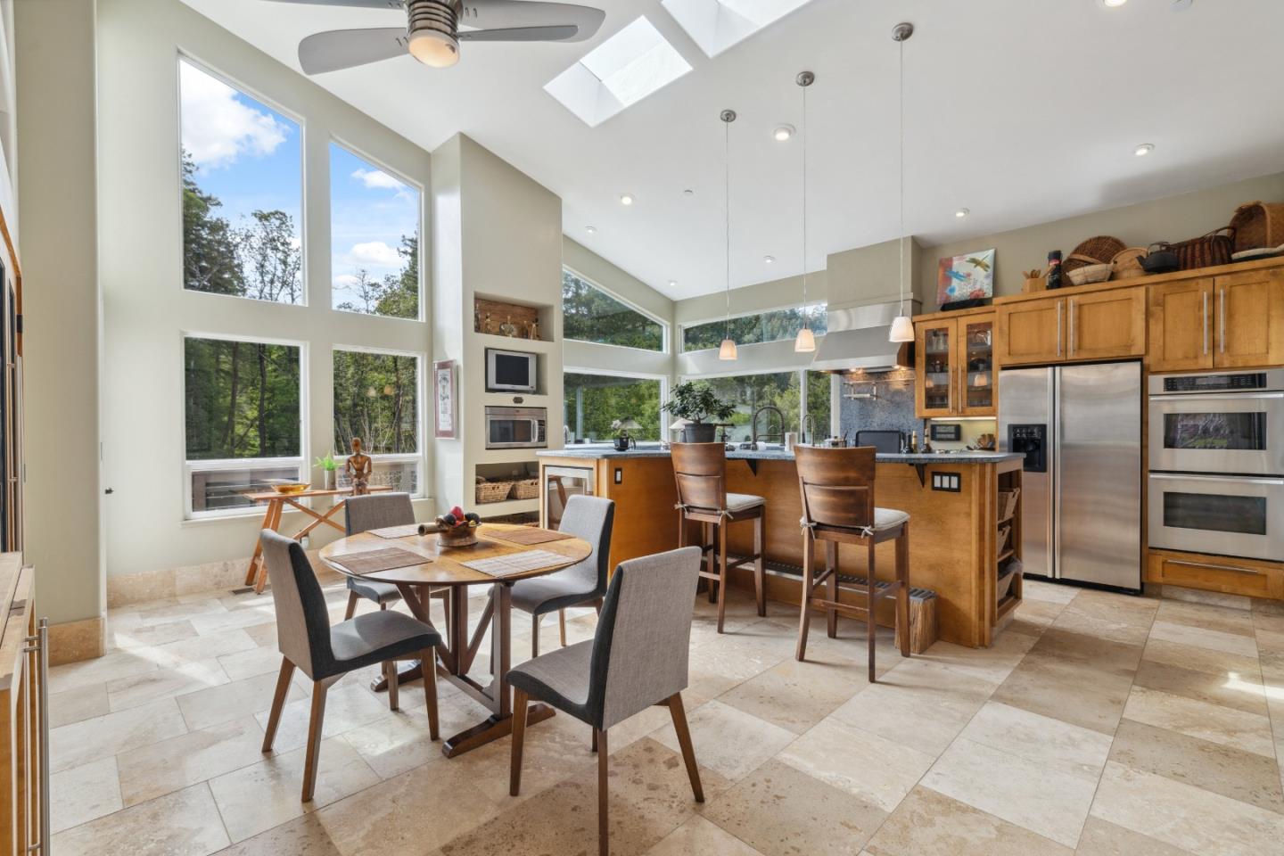Detail Gallery Image 15 of 192 For 400 Dorrance Rd, Boulder Creek,  CA 95006 - 4 Beds | 5 Baths