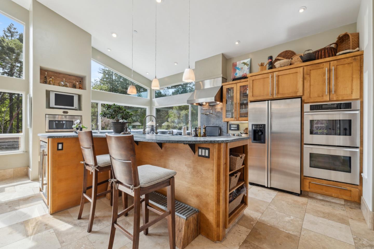Detail Gallery Image 16 of 192 For 400 Dorrance Rd, Boulder Creek,  CA 95006 - 4 Beds | 5 Baths