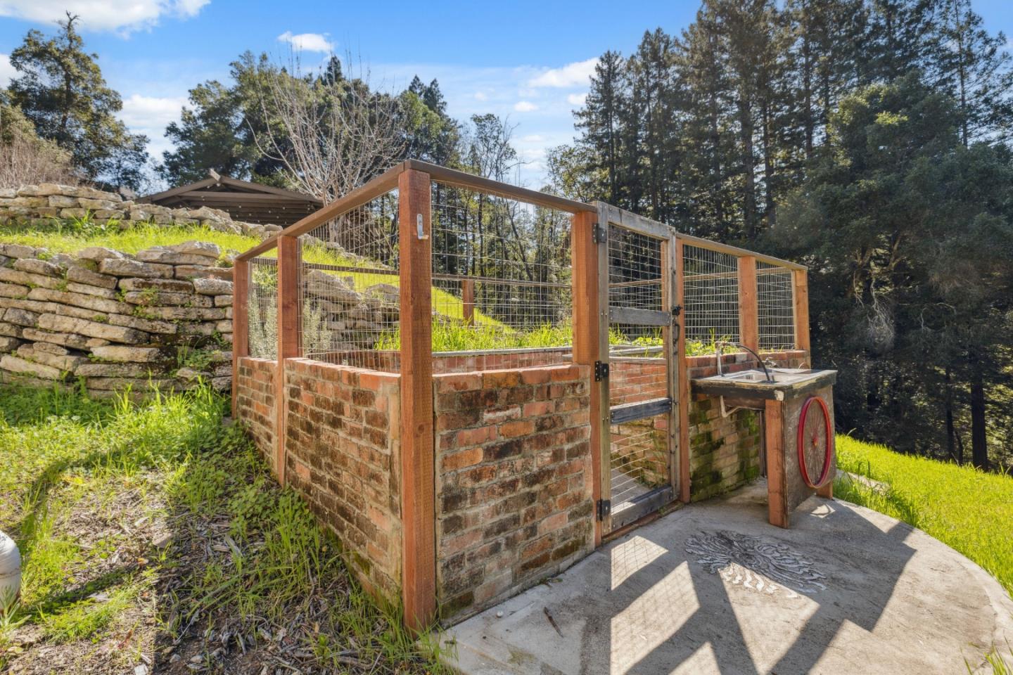 Detail Gallery Image 161 of 192 For 400 Dorrance Rd, Boulder Creek,  CA 95006 - 4 Beds | 5 Baths