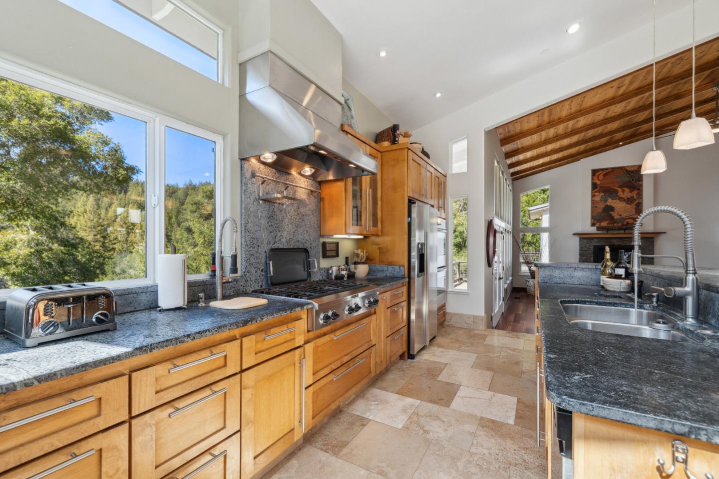 Detail Gallery Image 22 of 192 For 400 Dorrance Rd, Boulder Creek,  CA 95006 - 4 Beds | 5 Baths