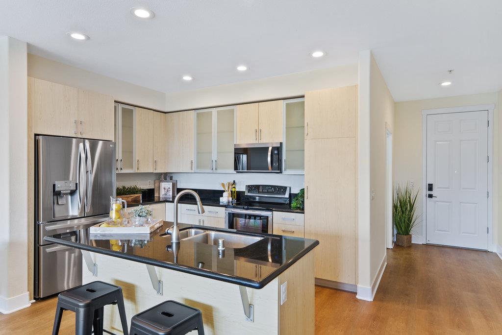 Detail Gallery Image 7 of 36 For 2030 N Pacific Ave #329,  Santa Cruz,  CA 95060 - 3 Beds | 2 Baths