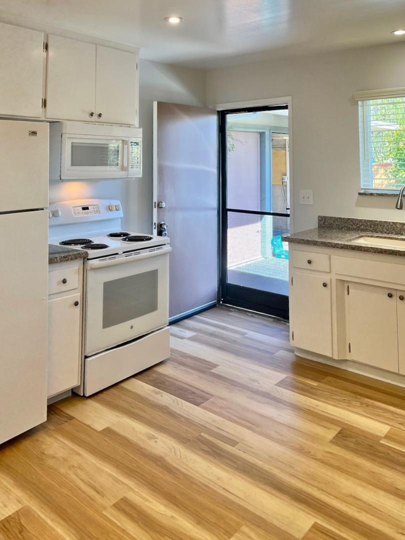 Detail Gallery Image 12 of 66 For 4805 Topaz St, Capitola,  CA 95010 - – Beds | – Baths