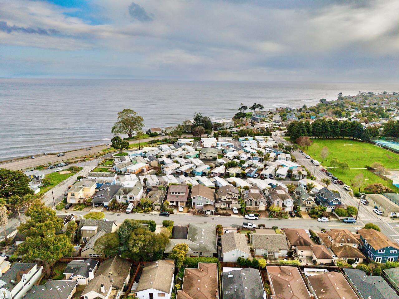 Detail Gallery Image 45 of 66 For 4805 Topaz St, Capitola,  CA 95010 - – Beds | – Baths