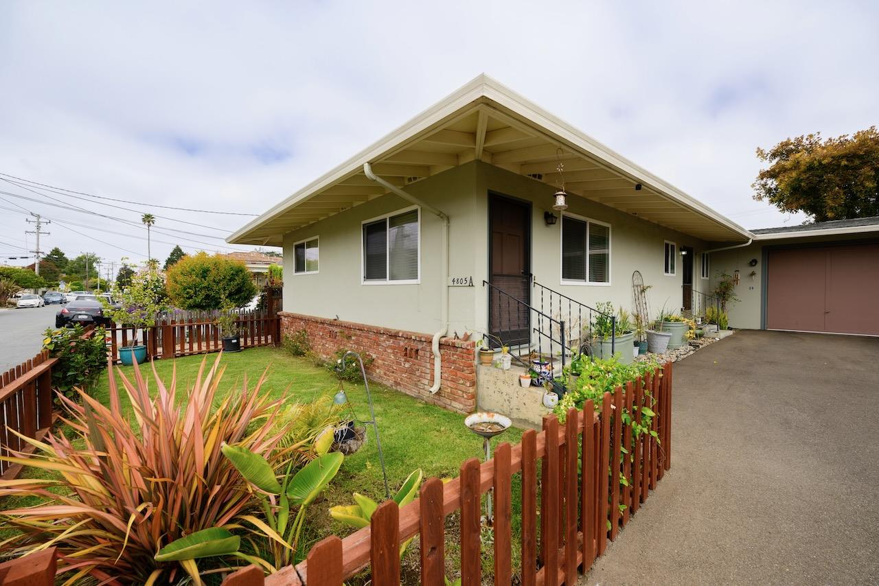Detail Gallery Image 7 of 66 For 4805 Topaz St, Capitola,  CA 95010 - – Beds | – Baths