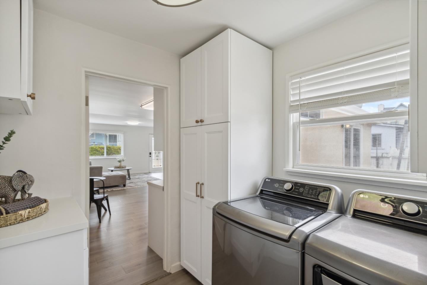 Detail Gallery Image 17 of 27 For 1257 Judson St, Seaside,  CA 93955 - 2 Beds | 2 Baths