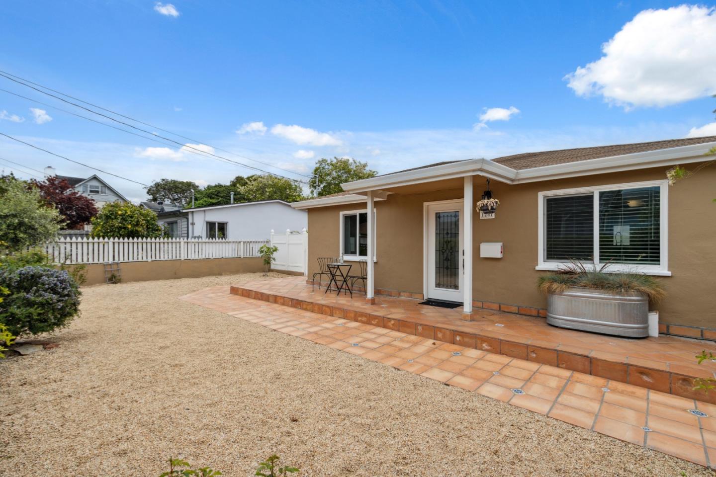 Detail Gallery Image 2 of 27 For 1257 Judson St, Seaside,  CA 93955 - 2 Beds | 2 Baths