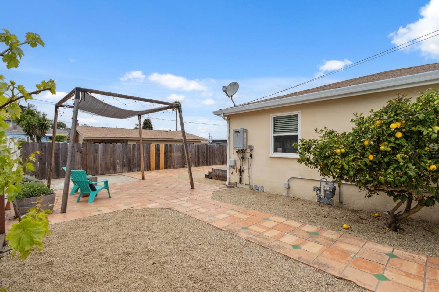 Detail Gallery Image 21 of 27 For 1257 Judson St, Seaside,  CA 93955 - 2 Beds | 2 Baths
