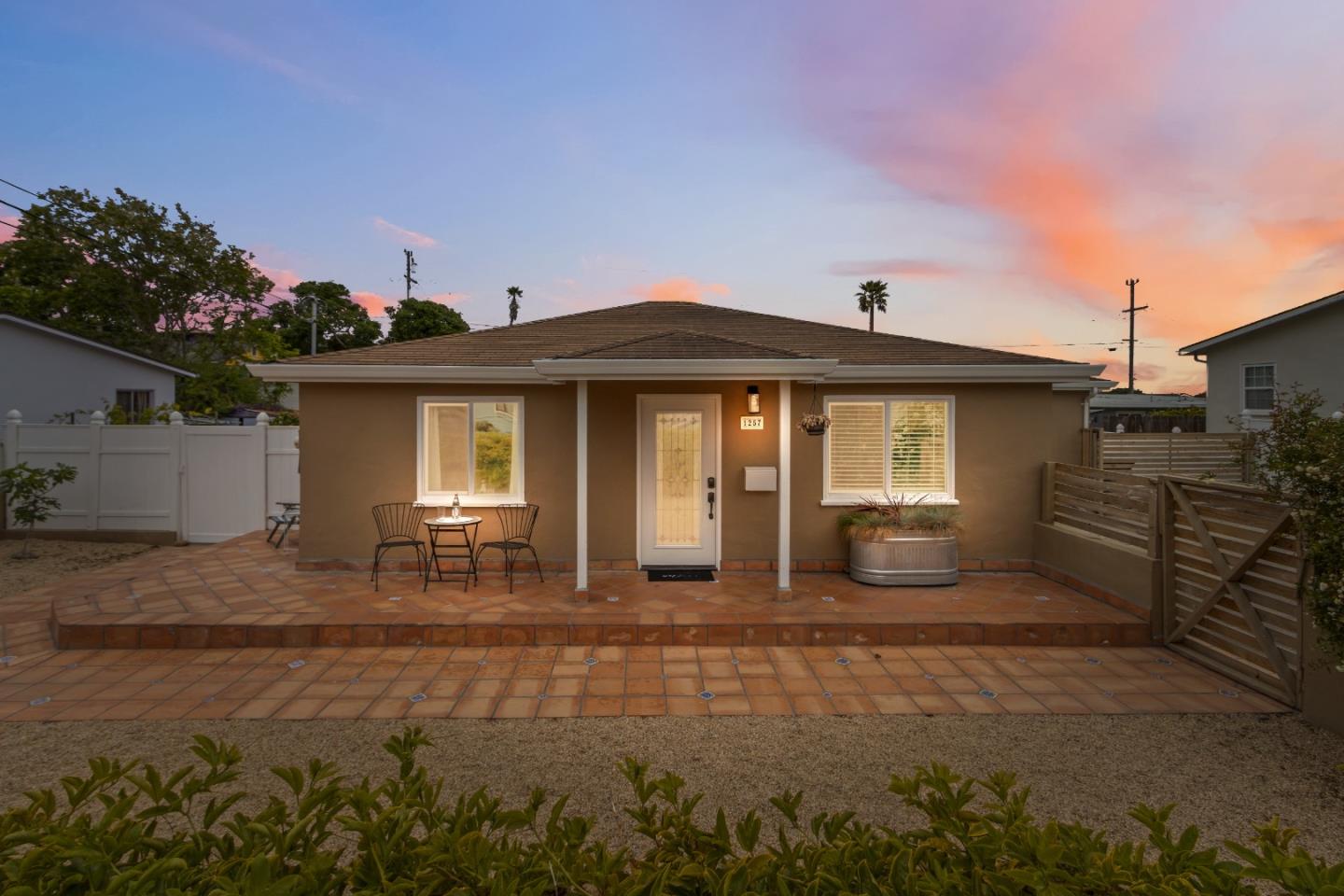 Detail Gallery Image 24 of 27 For 1257 Judson St, Seaside,  CA 93955 - 2 Beds | 2 Baths