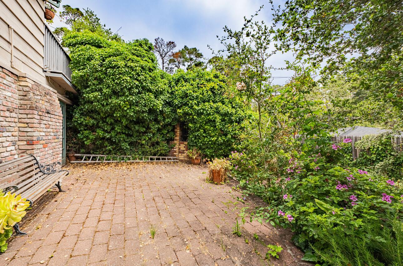 Detail Gallery Image 42 of 52 For 2 Se 8th Ave & Forest Rd, Carmel,  CA 93921 - 3 Beds | 2 Baths