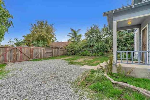 Detail Gallery Image 17 of 17 For 419 Barson St, Santa Cruz,  CA 95060 - 2 Beds | 1/1 Baths