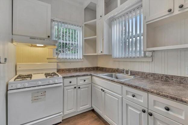 Detail Gallery Image 6 of 17 For 419 Barson St, Santa Cruz,  CA 95060 - 2 Beds | 1/1 Baths