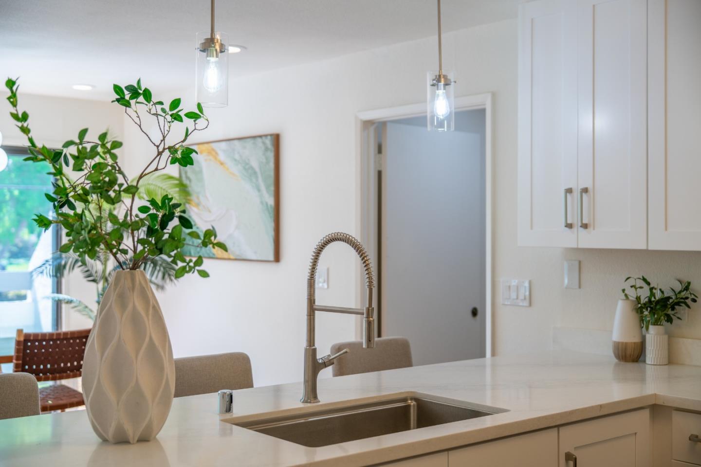 Detail Gallery Image 11 of 34 For 509 Sierra Vista Ave #2,  Mountain View,  CA 94043 - 2 Beds | 2 Baths