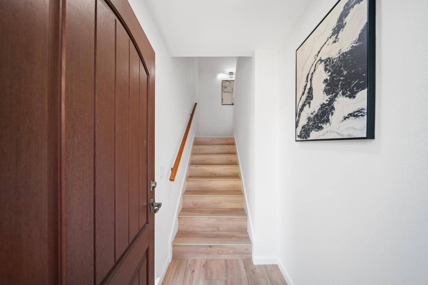 Detail Gallery Image 2 of 34 For 509 Sierra Vista Ave #2,  Mountain View,  CA 94043 - 2 Beds | 2 Baths