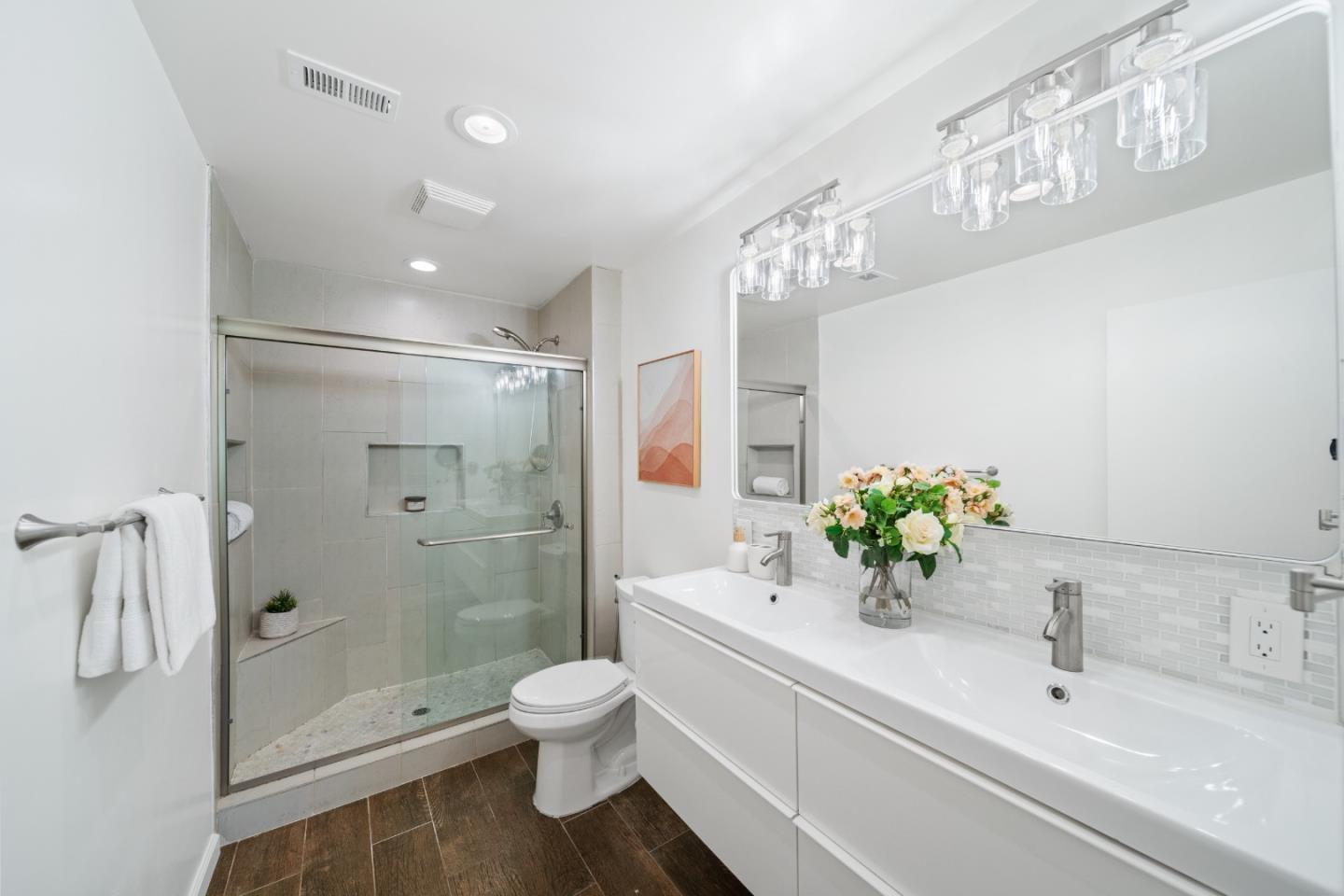 Detail Gallery Image 23 of 34 For 509 Sierra Vista Ave #2,  Mountain View,  CA 94043 - 2 Beds | 2 Baths