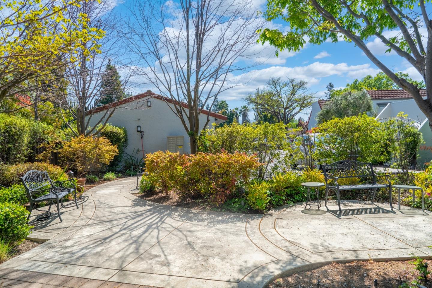 Detail Gallery Image 28 of 34 For 509 Sierra Vista Ave #2,  Mountain View,  CA 94043 - 2 Beds | 2 Baths