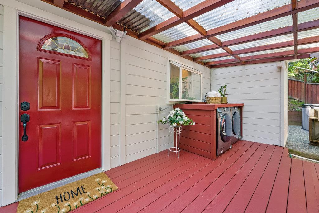 Detail Gallery Image 4 of 31 For 354 Lenore Way, Felton,  CA 95018 - 2 Beds | 1 Baths