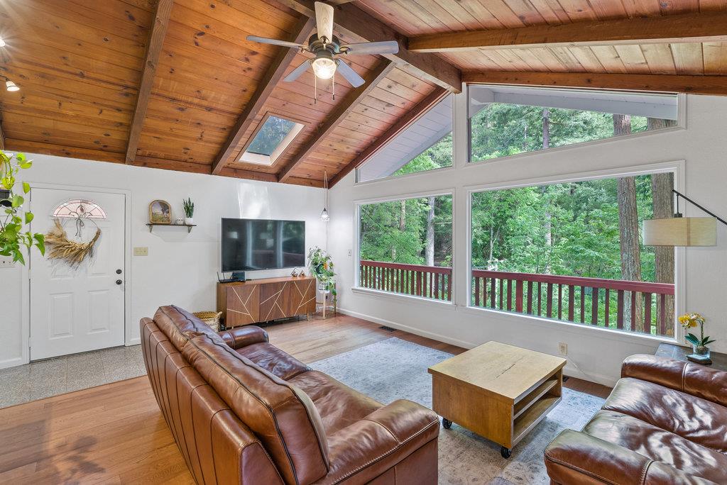 Detail Gallery Image 5 of 31 For 354 Lenore Way, Felton,  CA 95018 - 2 Beds | 1 Baths