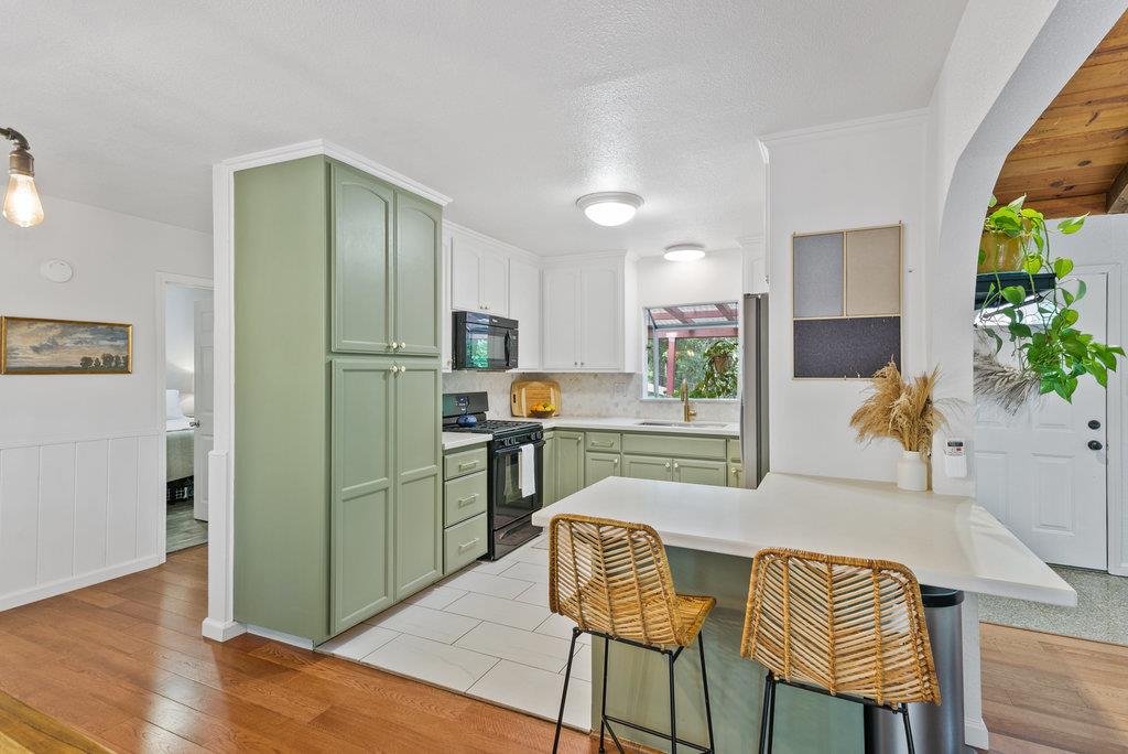 Detail Gallery Image 9 of 31 For 354 Lenore Way, Felton,  CA 95018 - 2 Beds | 1 Baths