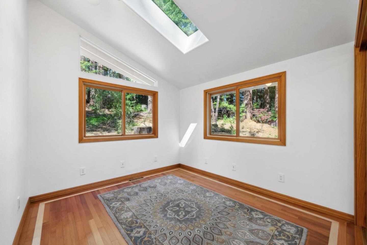 Detail Gallery Image 38 of 58 For 24751 Hutchinson Rd, Los Gatos,  CA 95033 - 6 Beds | 3/1 Baths