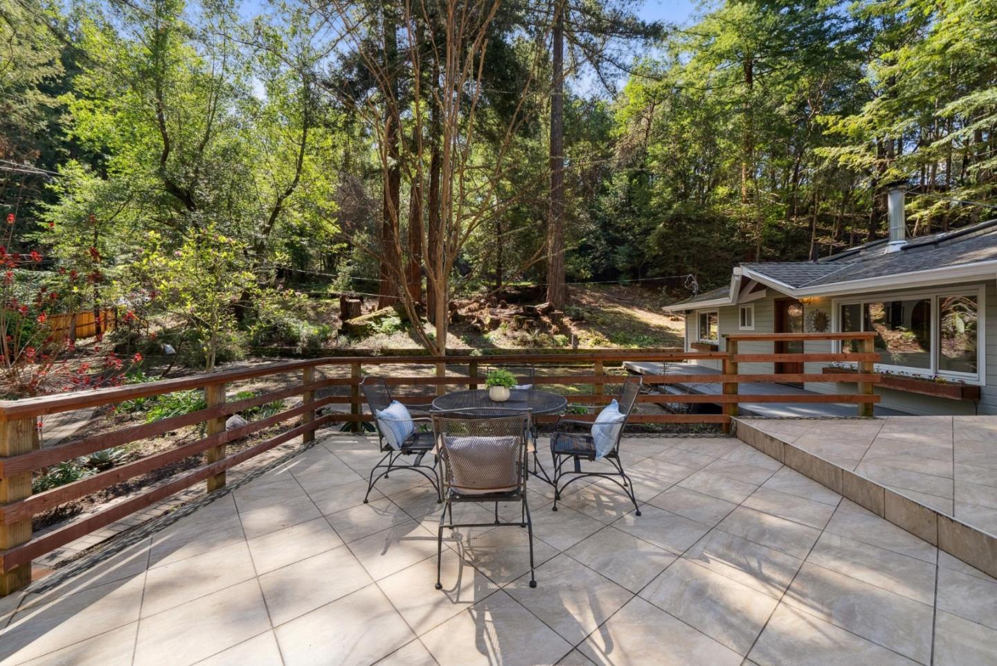Detail Gallery Image 44 of 58 For 24751 Hutchinson Rd, Los Gatos,  CA 95033 - 6 Beds | 3/1 Baths