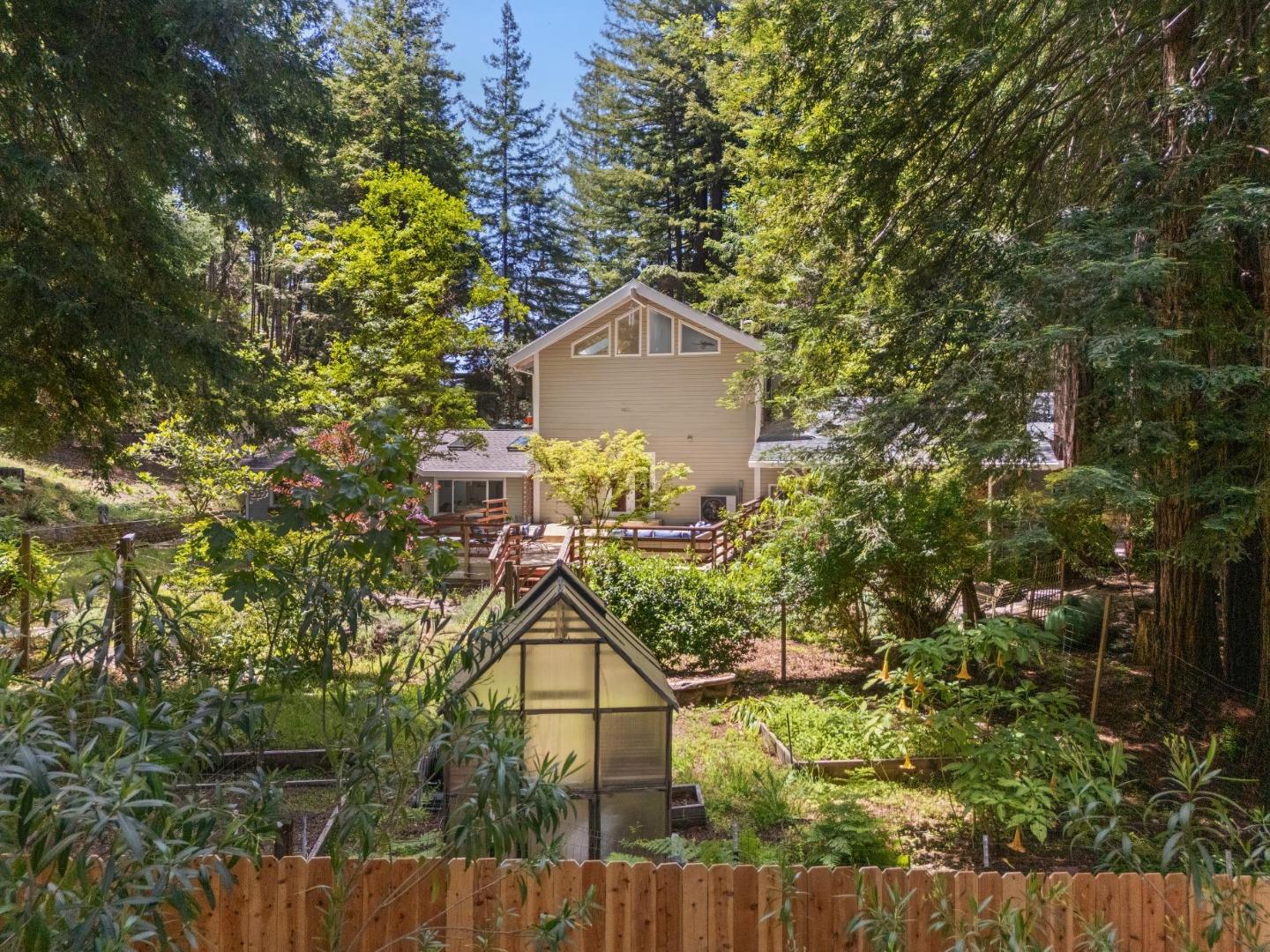 Detail Gallery Image 63 of 68 For 24751 Hutchinson Rd, Los Gatos,  CA 95033 - 6 Beds | 3/1 Baths