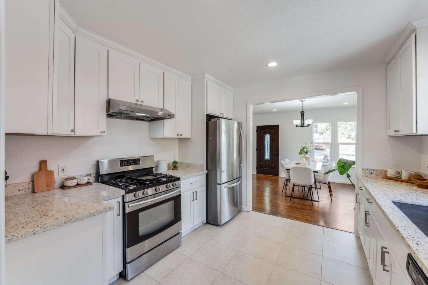 Detail Gallery Image 14 of 29 For 750 Schiele Ave, San Jose,  CA 95126 - 3 Beds | 2 Baths