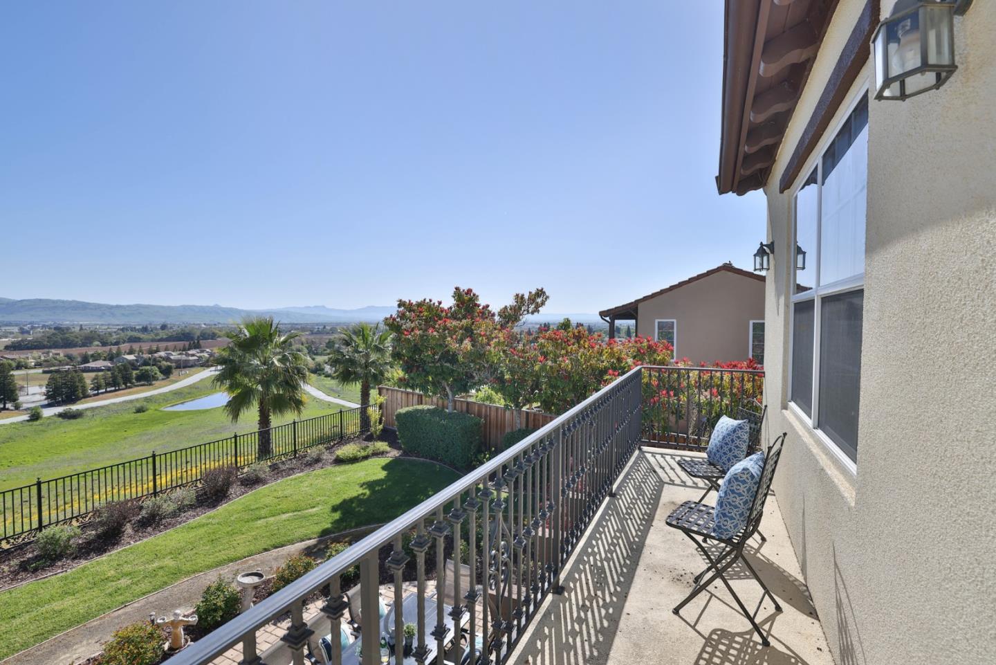 Detail Gallery Image 28 of 45 For 5820 Winged Foot Dr, Gilroy,  CA 95020 - 4 Beds | 3 Baths