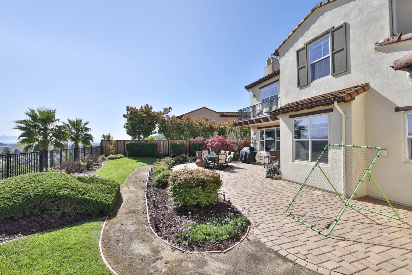Detail Gallery Image 35 of 45 For 5820 Winged Foot Dr, Gilroy,  CA 95020 - 4 Beds | 3 Baths
