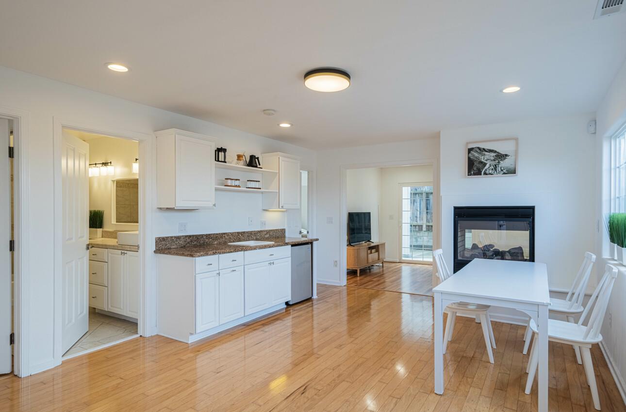 Detail Gallery Image 17 of 32 For 1316 Wanda Ave, Seaside,  CA 93955 - 3 Beds | 3/1 Baths