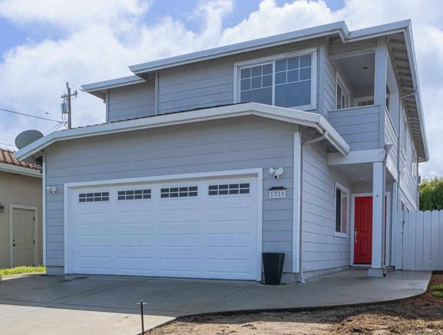 Detail Gallery Image 2 of 32 For 1316 Wanda Ave, Seaside,  CA 93955 - 3 Beds | 3/1 Baths