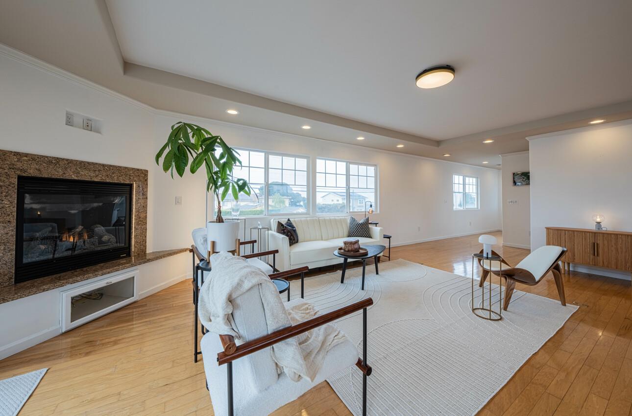 Detail Gallery Image 6 of 32 For 1316 Wanda Ave, Seaside,  CA 93955 - 3 Beds | 3/1 Baths