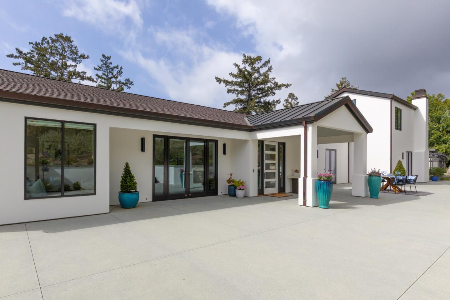 Detail Gallery Image 11 of 65 For 39 Hollins Dr, Santa Cruz,  CA 95060 - 3 Beds | 4 Baths