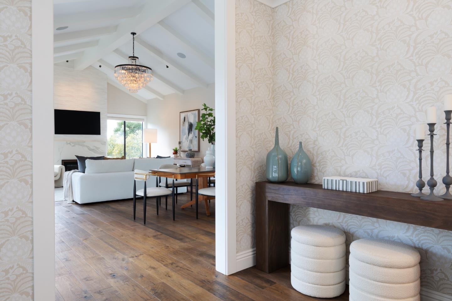Detail Gallery Image 12 of 65 For 39 Hollins Dr, Santa Cruz,  CA 95060 - 3 Beds | 4 Baths