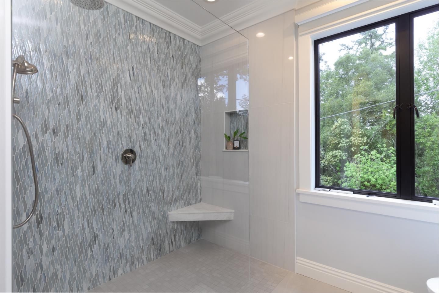 Detail Gallery Image 28 of 65 For 39 Hollins Dr, Santa Cruz,  CA 95060 - 3 Beds | 4 Baths