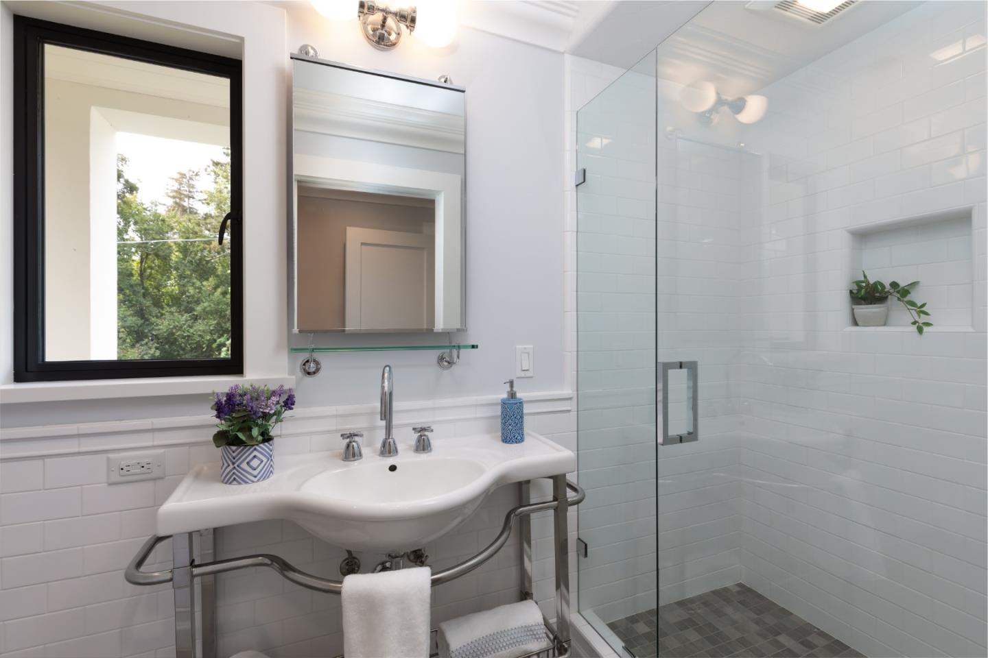 Detail Gallery Image 37 of 65 For 39 Hollins Dr, Santa Cruz,  CA 95060 - 3 Beds | 4 Baths