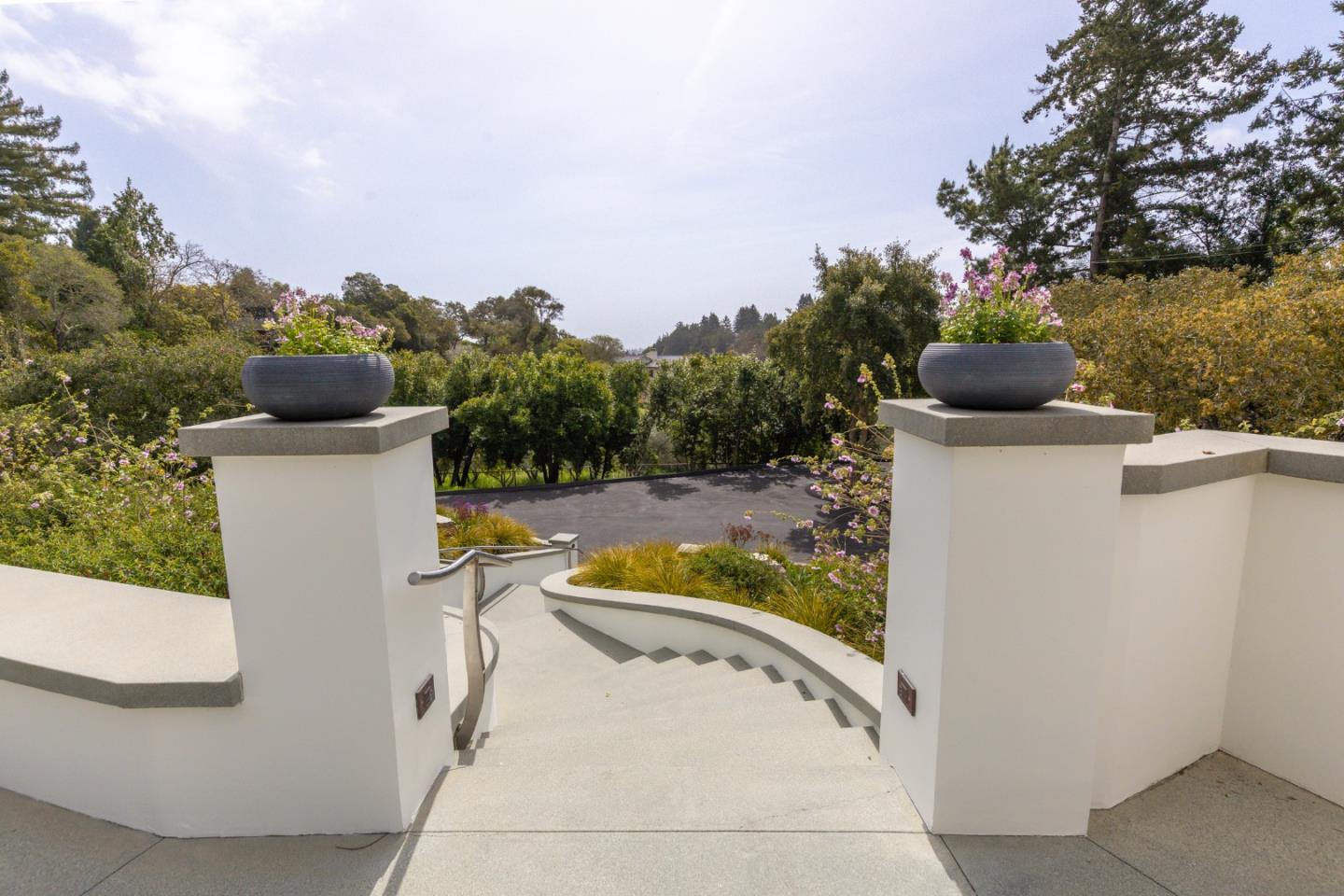 Detail Gallery Image 45 of 65 For 39 Hollins Dr, Santa Cruz,  CA 95060 - 3 Beds | 4 Baths