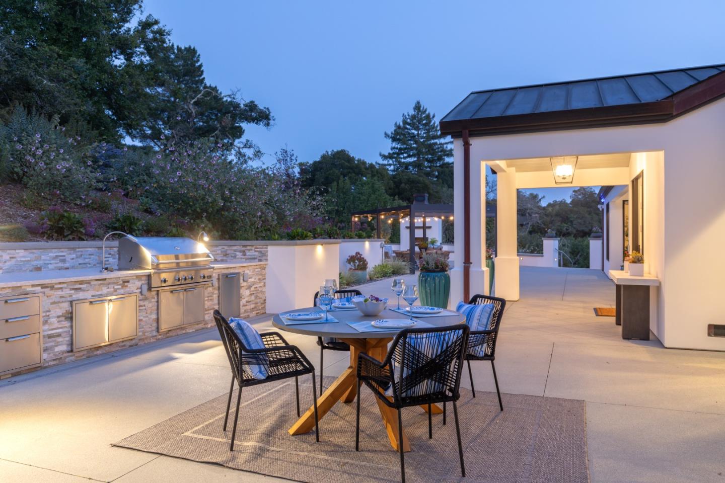 Detail Gallery Image 49 of 65 For 39 Hollins Dr, Santa Cruz,  CA 95060 - 3 Beds | 4 Baths