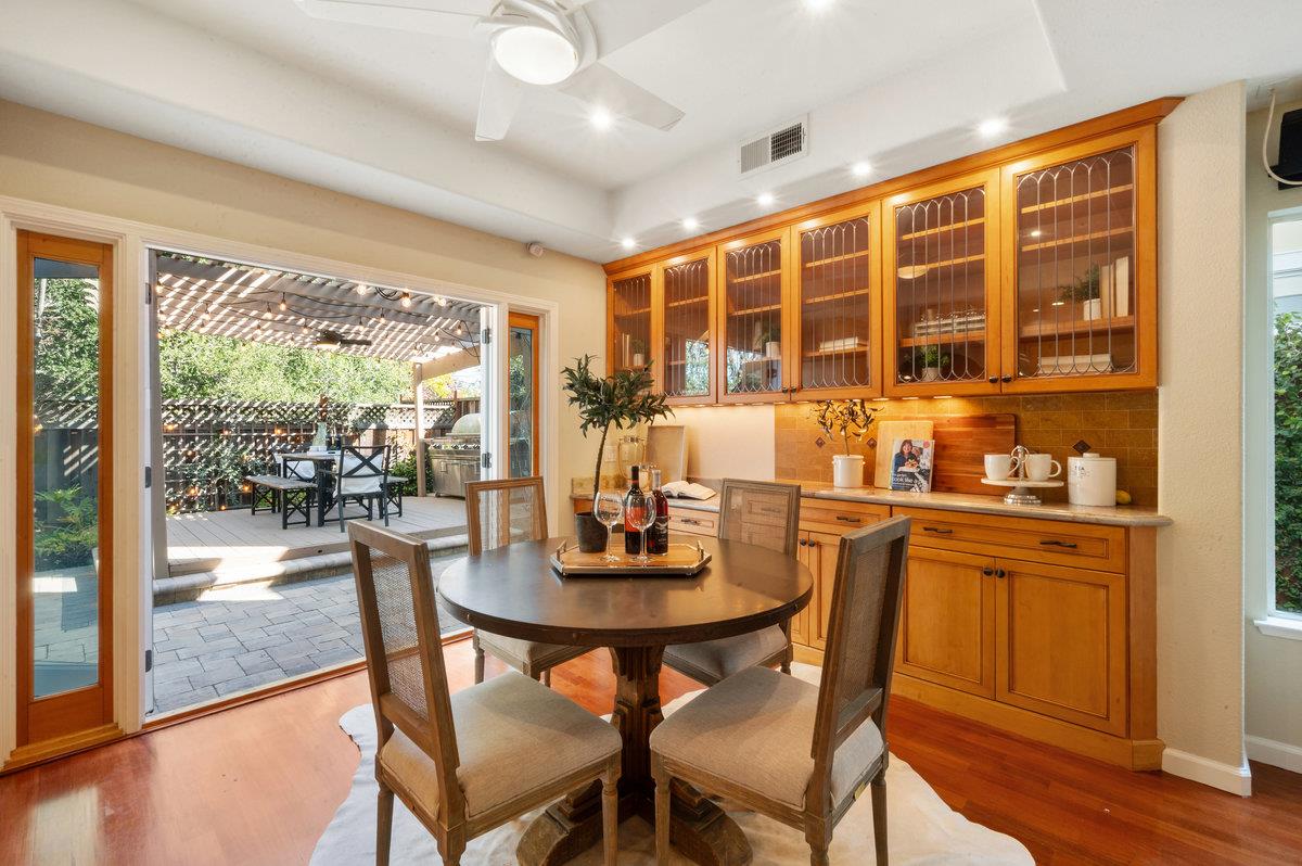 Detail Gallery Image 22 of 89 For 11842 Placer Spring Ct, Cupertino,  CA 95014 - 3 Beds | 2/1 Baths