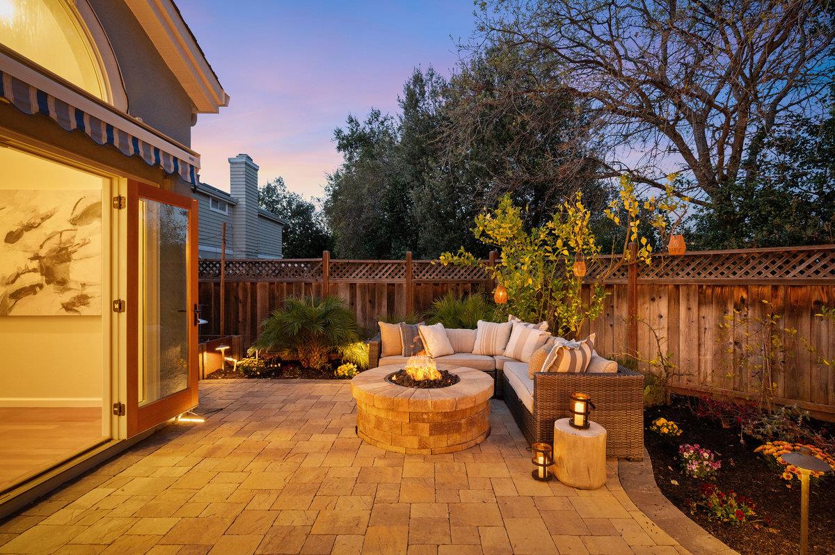 Detail Gallery Image 30 of 89 For 11842 Placer Spring Ct, Cupertino,  CA 95014 - 3 Beds | 2/1 Baths