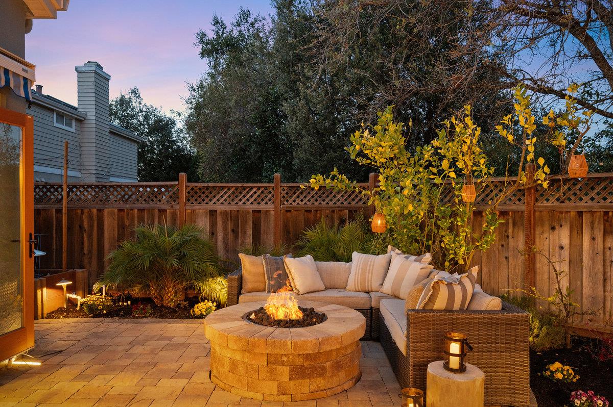 Detail Gallery Image 31 of 89 For 11842 Placer Spring Ct, Cupertino,  CA 95014 - 3 Beds | 2/1 Baths