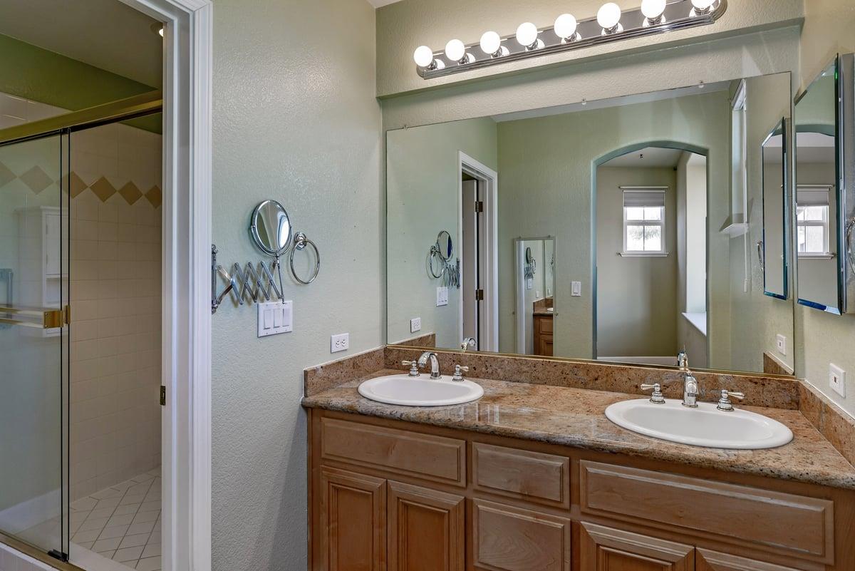 Detail Gallery Image 13 of 24 For 8810 Zinnia St, Gilroy,  CA 95020 - 4 Beds | 3 Baths